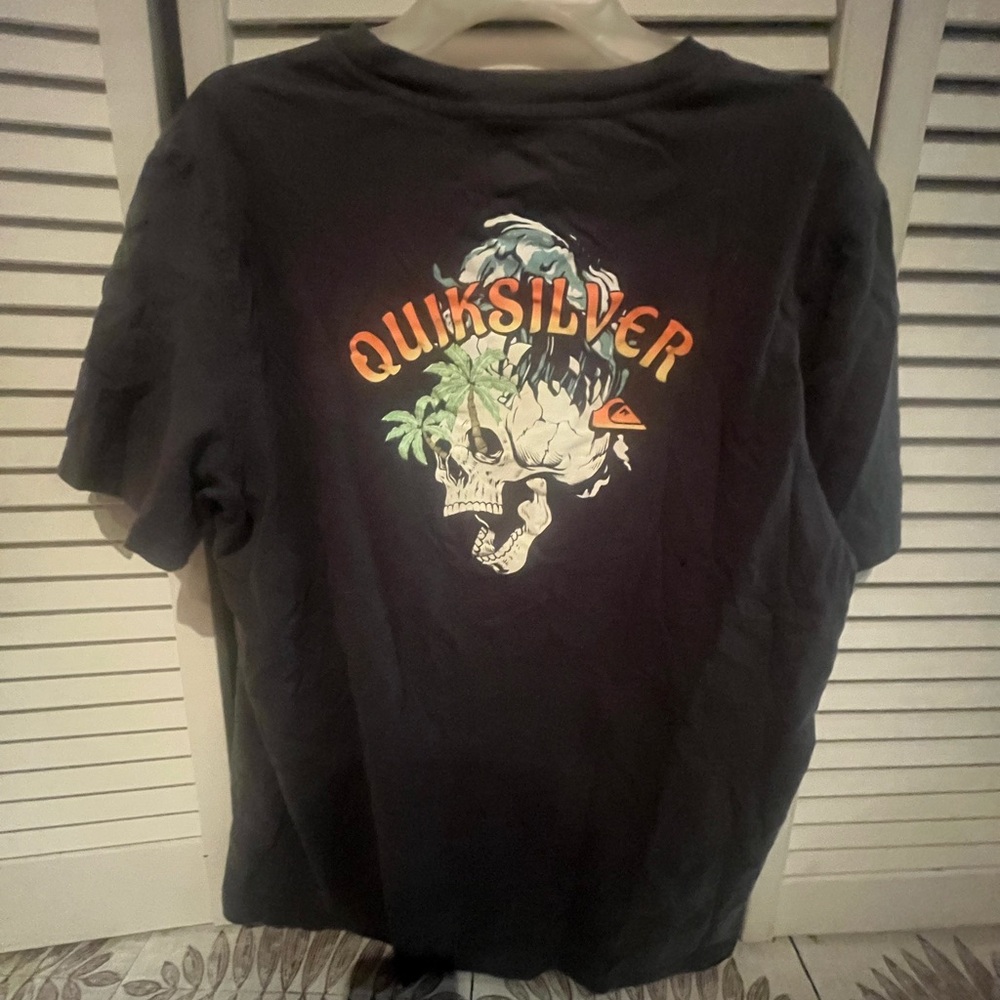 Quiksilver Charcoal Tee with Logos